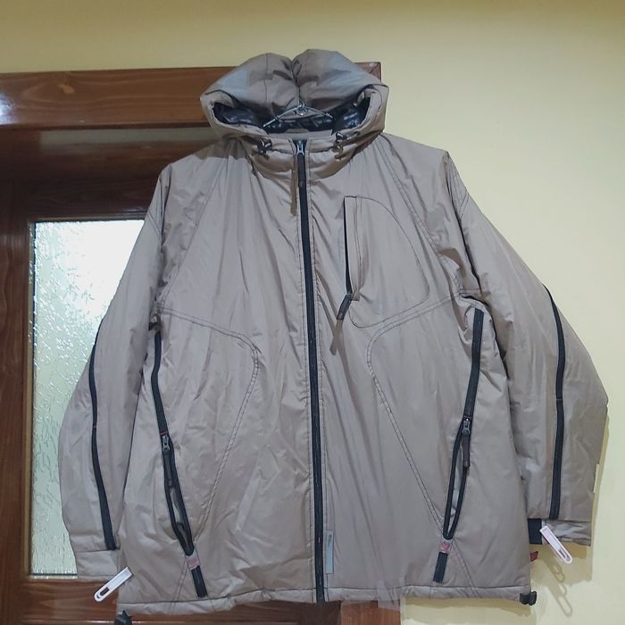 Vând geaca groasă de iarna,mărimea xxl