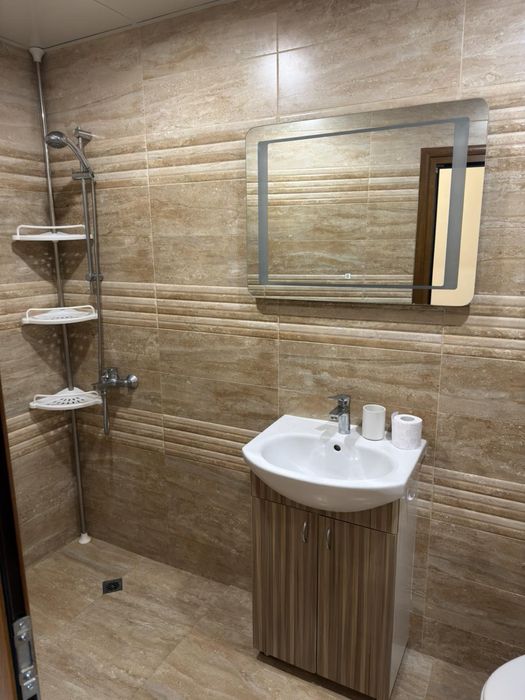 Дава под наем 3-стаен апартамент с паркомясто  гр.София кв.Симеоново