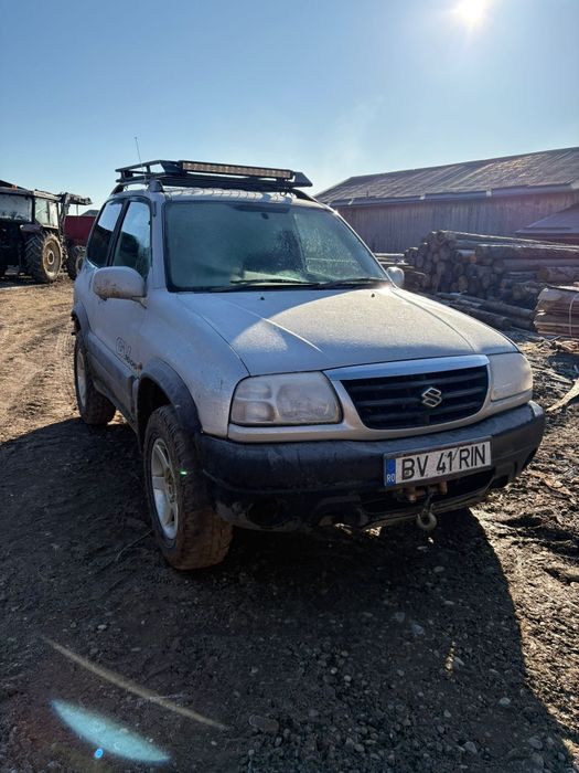 Vînd Suzuki grand vitara 1.6 benzina