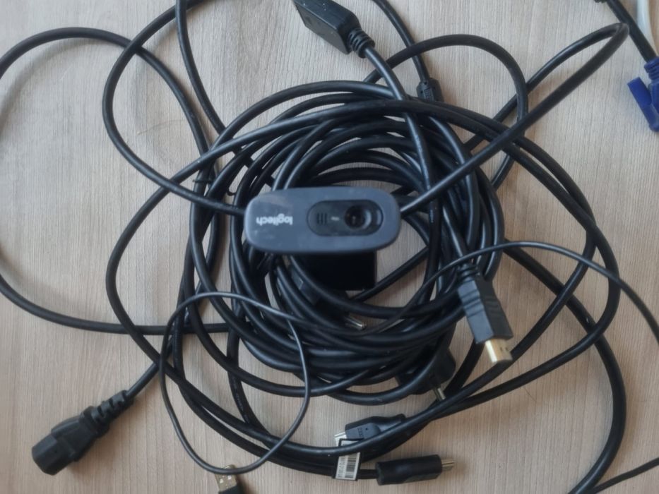 продам два монитора