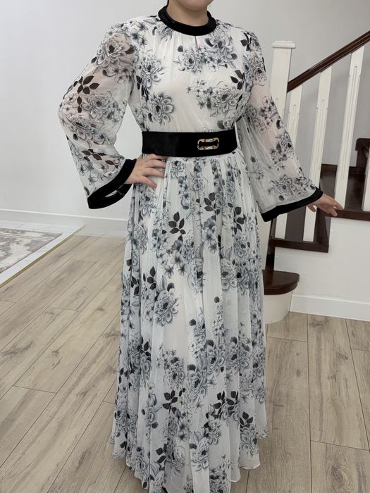 Женское платье 48-50 размера