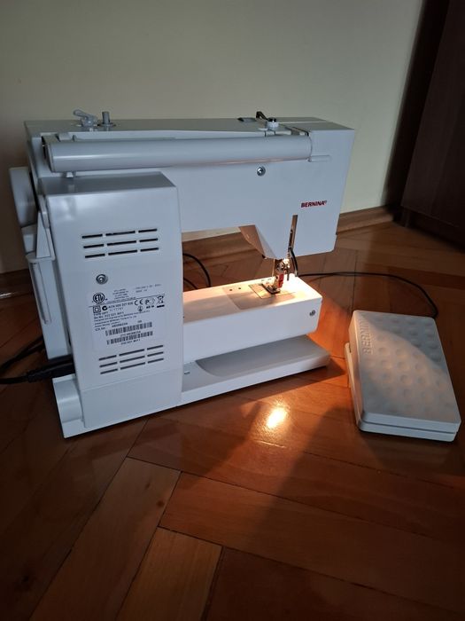 Mașină de cusut Bernina Activa 210 marcă Elvețiană