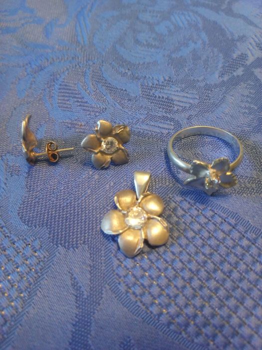 Сребърен комплект -различни видове