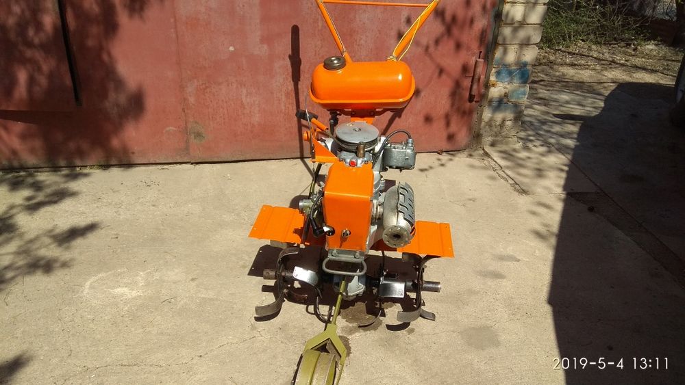 Мотокультиватор продам.