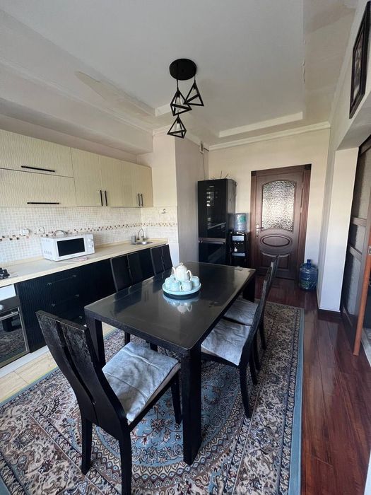 Сдается в аренду квартира 110 квадратов