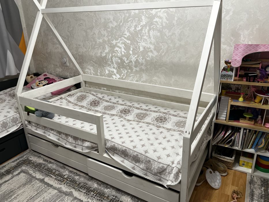 Продам детские кровати