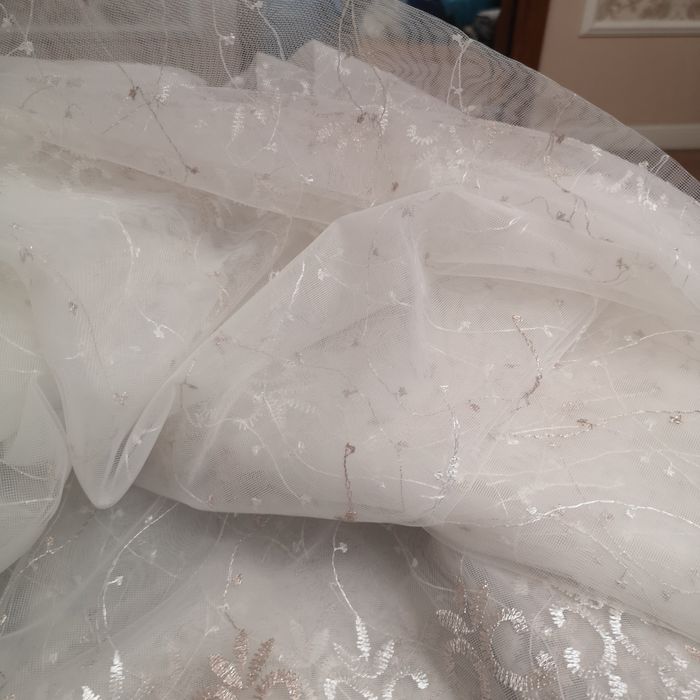 Новый, красивый, Тюль