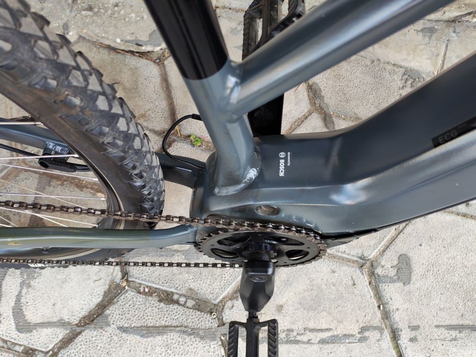 Електрически велосипед Cube