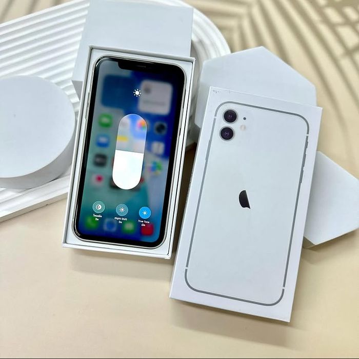 Продам Айфон 11 128gb 76%