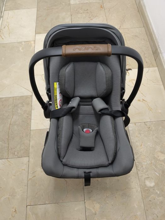 Scoică Auto Nuna PIPA Next i-Size (Granite) în garanție