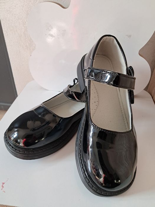 Pantofi prințesă, mărimea 33