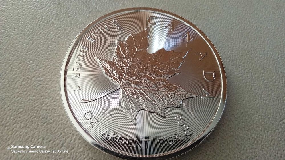 Инвестиционна сребърна монета Кленов лист 2022г.