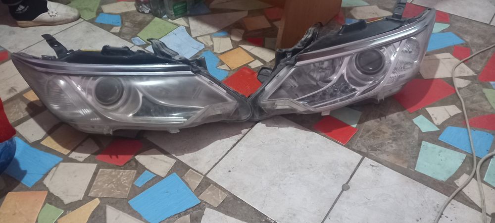 Фары на Камри 55