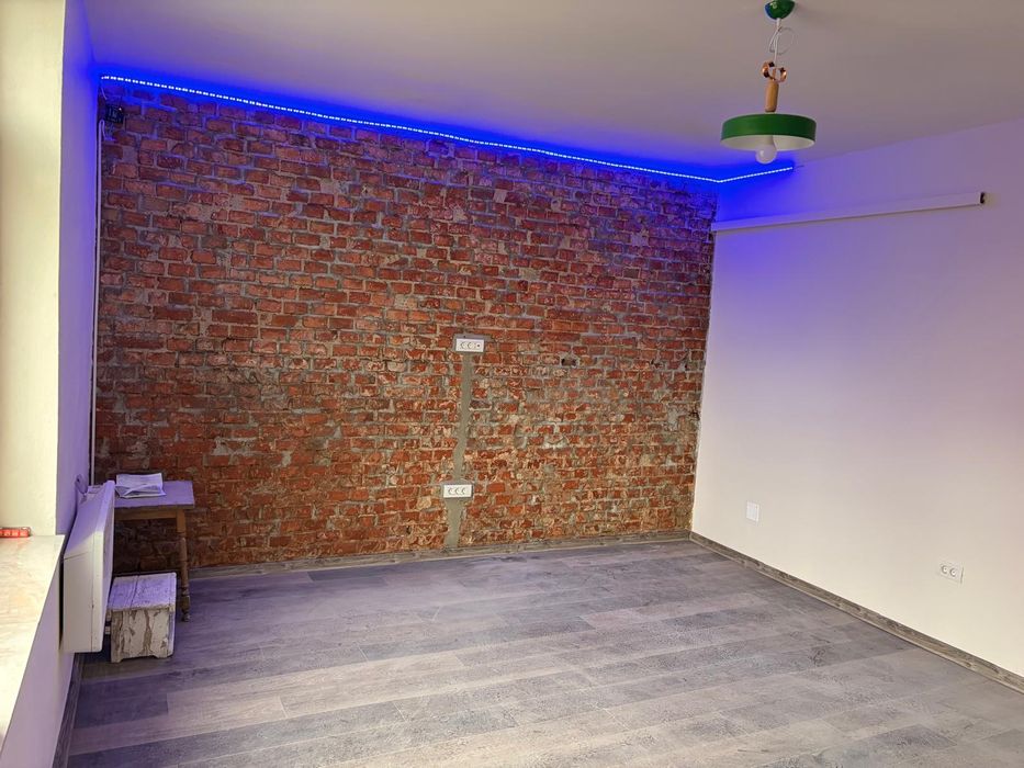 Dau in chirie casa 2 camere zona UTA