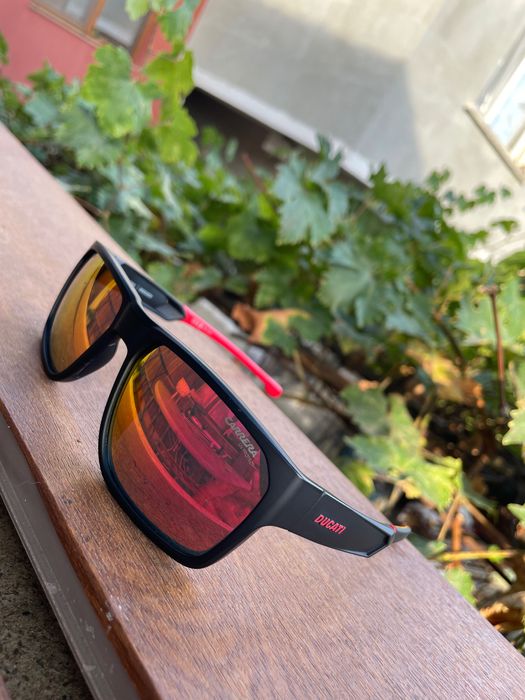 Слънчеви очила Carrera