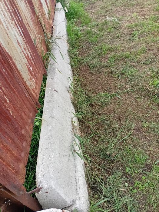 Продам железобетонные блоки и столбы