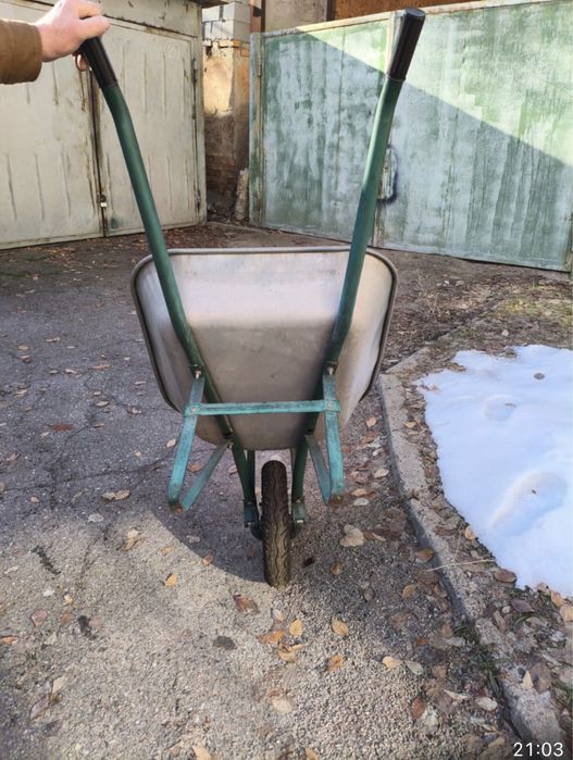 Продам тачку садовая