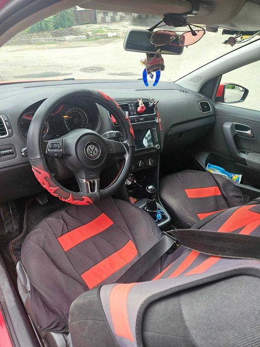 Фолксваген-Поло 2012г.