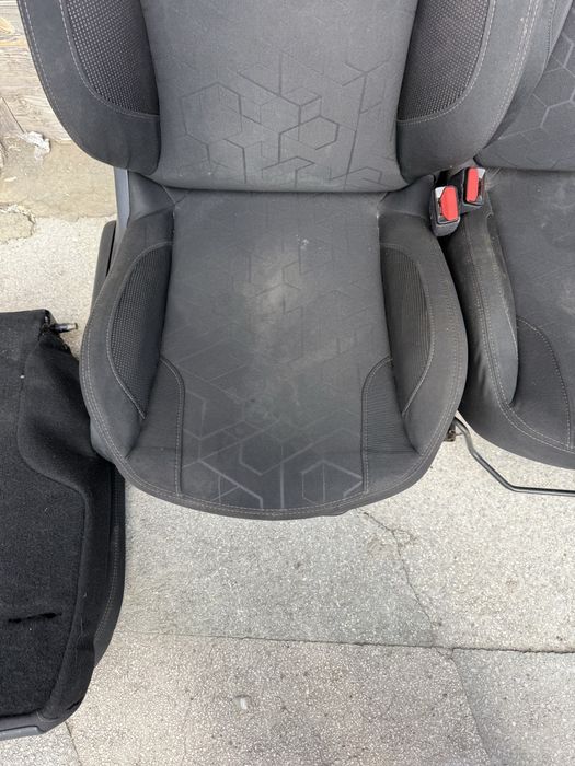 Салон за Пежо Peugeot 2008 обикновен плат ном 688