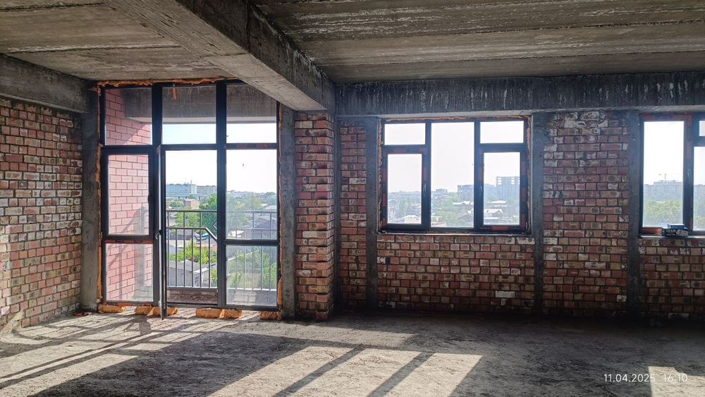 Продается 2х ком квартира в Ташкенте. 2/5/6