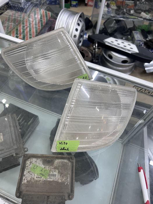 Поворотники Mercedes Vito