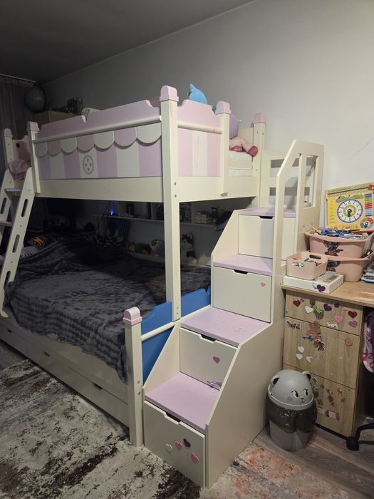 Pat supraetajat cu scări