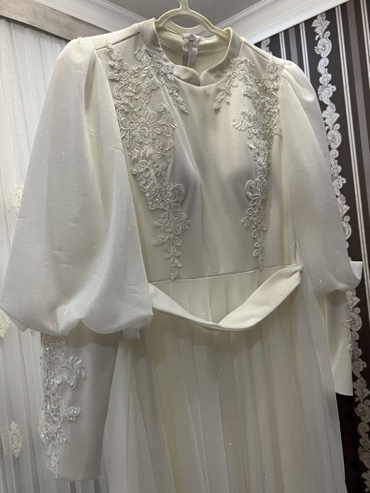 СРОЧНО продаю вечернее платье