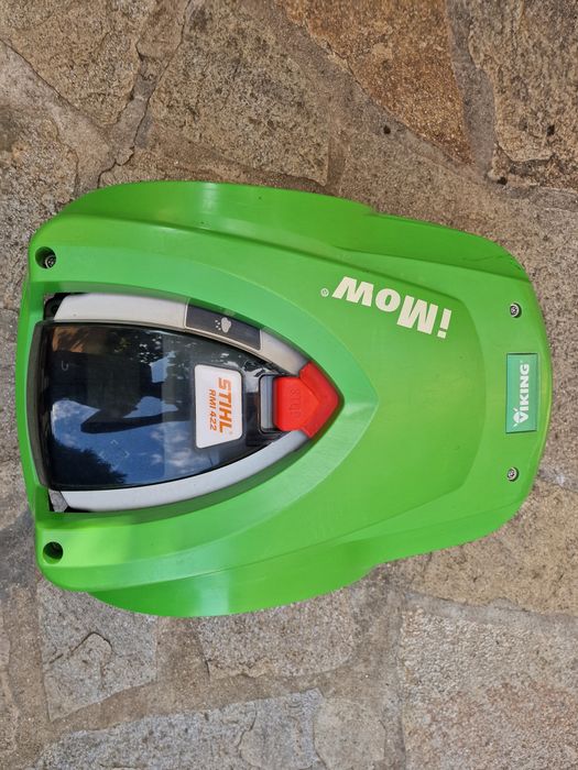 VIKING MI 422 - косачка робот
