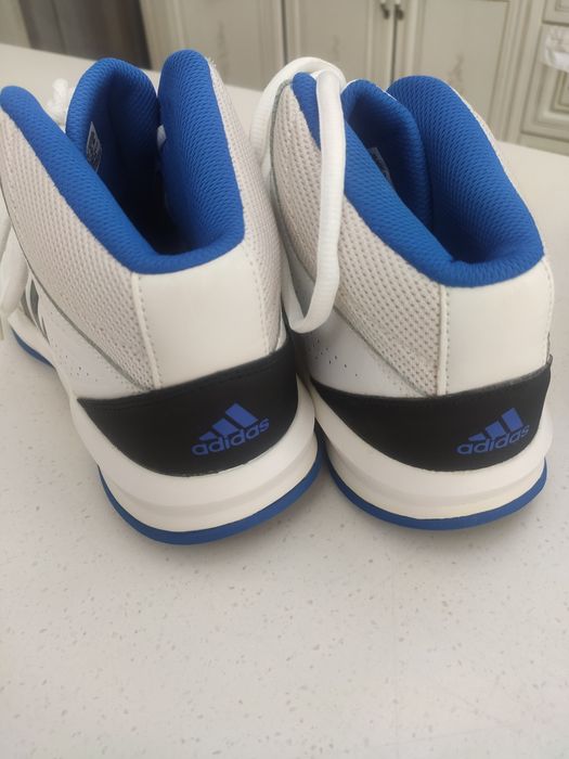 Кроссовки 45 размер