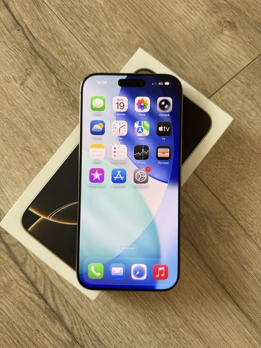 Vand iPhone 16 Pro Max Desert Titanium