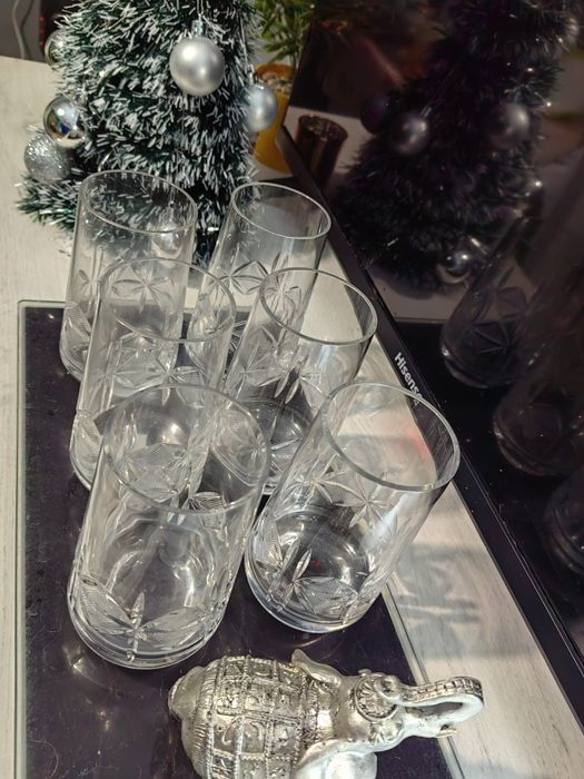 Продавам стилен български кристал