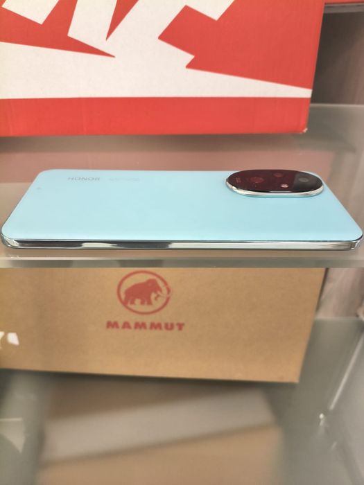 Vând Honor 200 in stare buna