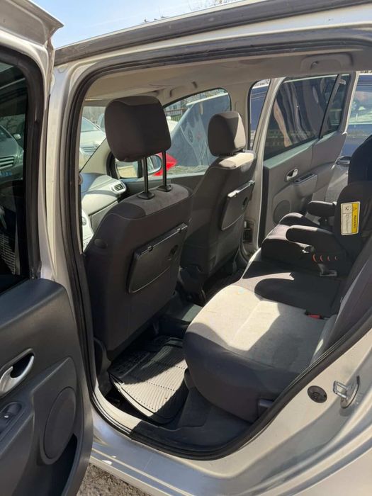 Рено  гранд модус 2008