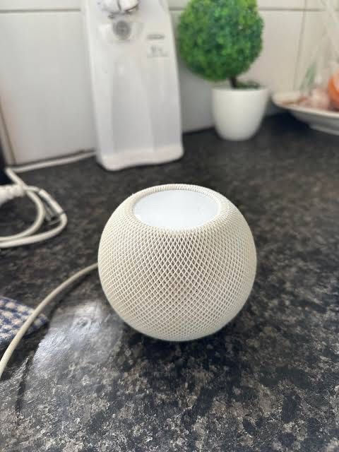 Apple HomePod Mini белый