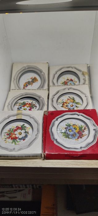 coaster/suport pahare/bere din zinc cu ceramica ornament  ceramica