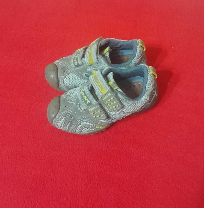 Кроссовки Geox р. 25 на мальчика