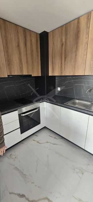 Дава се под наем Тристаен апартамент в Пловдив, Христо Смирненски - 105 кв.м за 918 € - Снимка #8