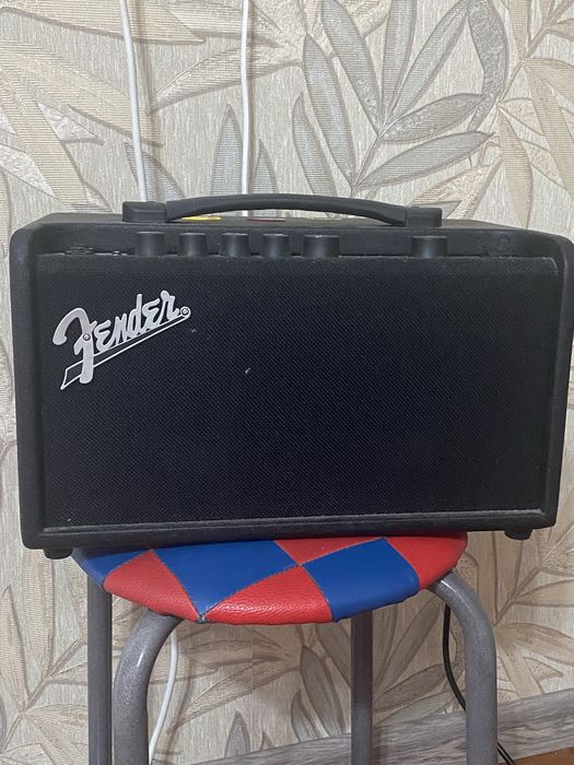 Fender mustang lt 40