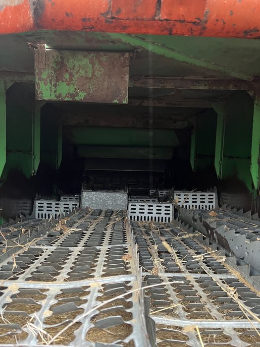 Комбайн Нива 2001 год