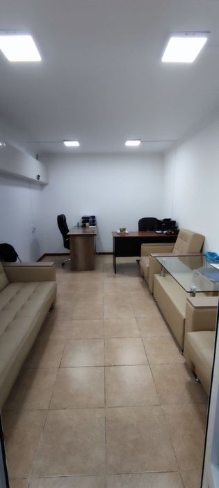 Ijaraga beriladi Mirobid tumani oybek kuchasi 44 uy 200 kv joy podval