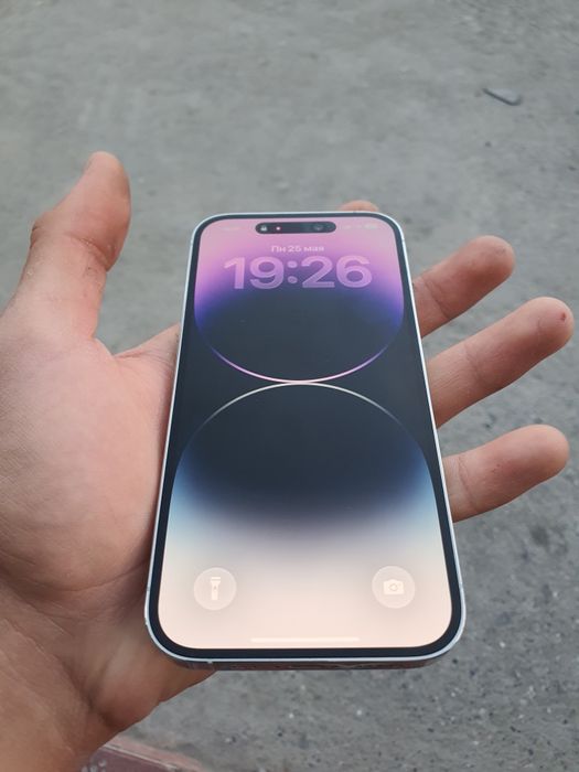 iPhone.    14pro