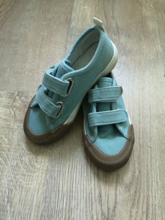 Teneși barefoot cu velcro, Reserved, mărimea 28.