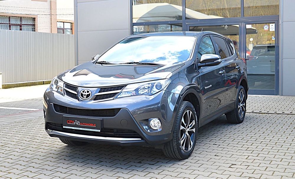 Toyota RAV4 2.2 D-4D Automatic  4 x 4