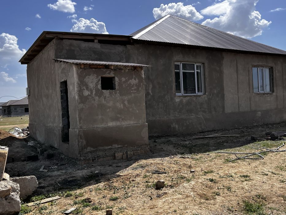 Продам дом 4-комнатный.