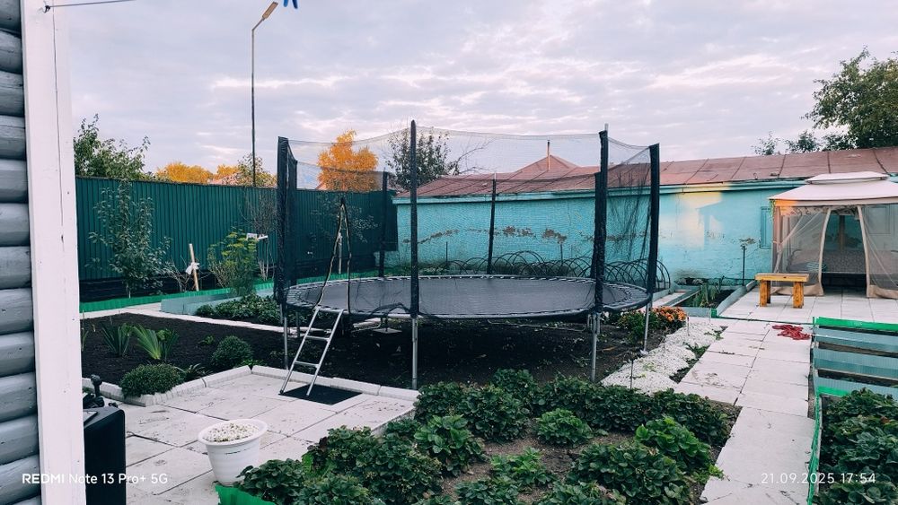 Продам батут,в отличном состоянии