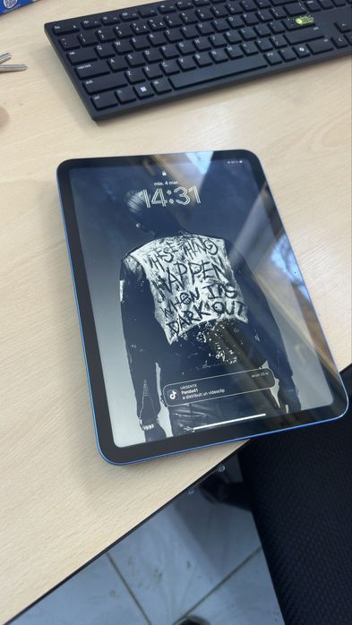 Apple Ipad 11 (2025)