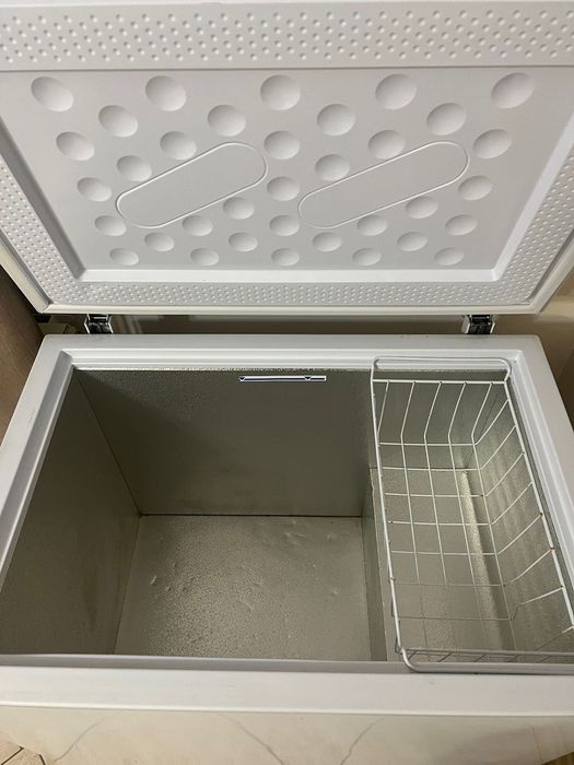 Шкаф-холодильный типа "ларь'