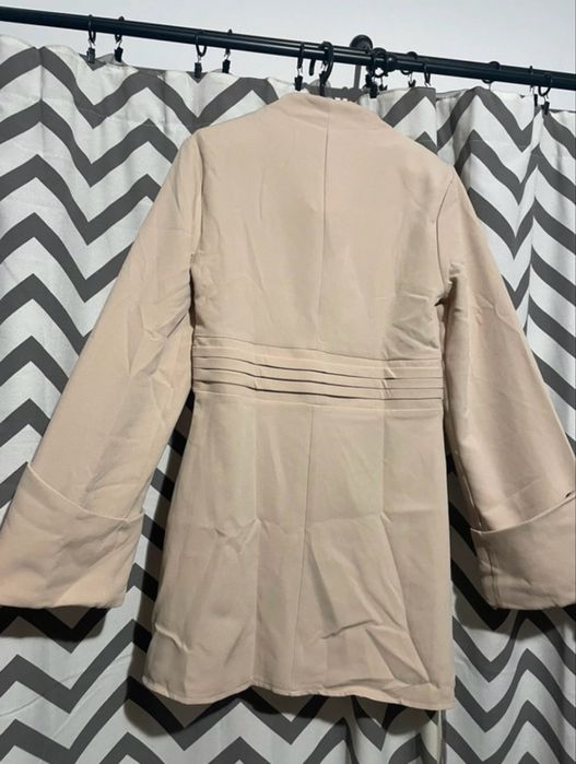 Rochie mini HICCUP, nouă/nepurtată, elegantă