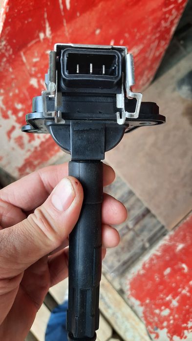 Продам  катушка зажигания.Ауди