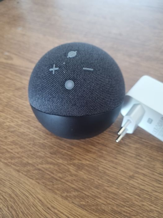 Amazon Alexa Echo Dot 4th Generation B7W64E